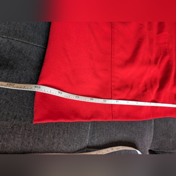 💙 CALVIN KLEIN 💙 Red Sheath Dress with Ruffle - Picture 6 of 7